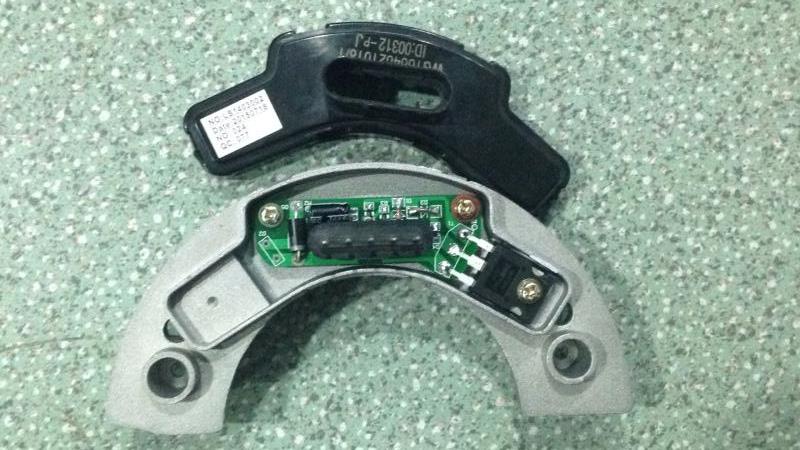 2 RESISTOR AIRCON WG1664821018 (3).JPG
