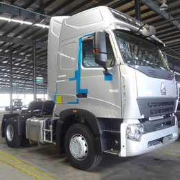 China SINOTRUCK HOWO 4X2 6 Wheeler 336HP Tractor Truck Price