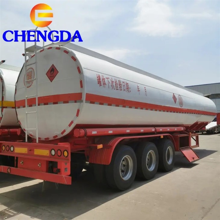 3 Axle 5000 Liters Fuel Tanker Trailer